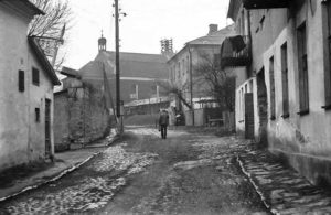 Госпитальная улица. 80-е годы прошлого века Госпитальная улица. 80-е годы прошлого века
